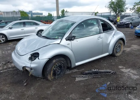 2003 Volkswagen New Beetle Gl z USA, uszkodzony, nr VIN 3VWBK21C53M401498